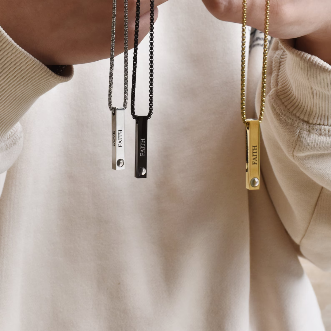 Personalized Vertical 3D Bar Necklace ©